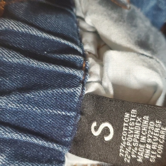 Almost Famous Denim size small S unique cuffed high rise skinny jeans - Picture 14 of 16